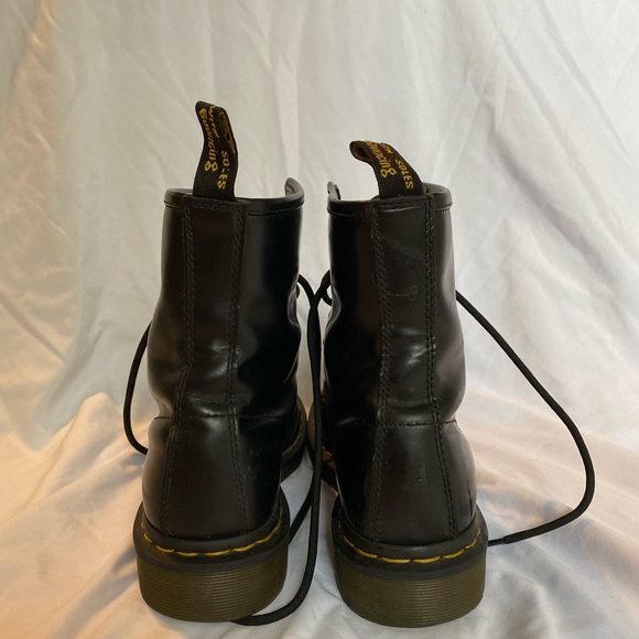 Size 7 Doc Marten Boots (Black) - Picture 3 of 4